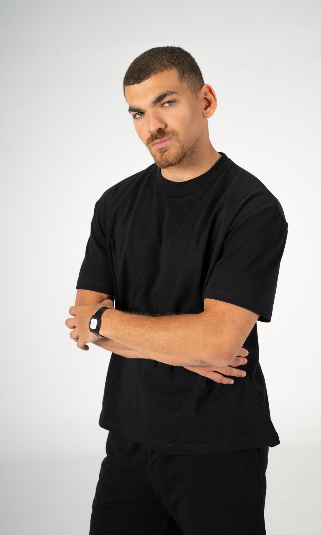 BLACK REGULAR FIT T-SHIRT