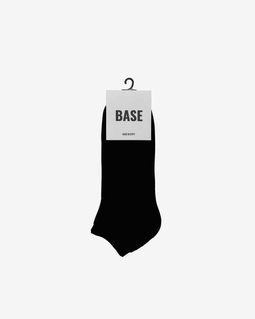 BLACK SOCKS