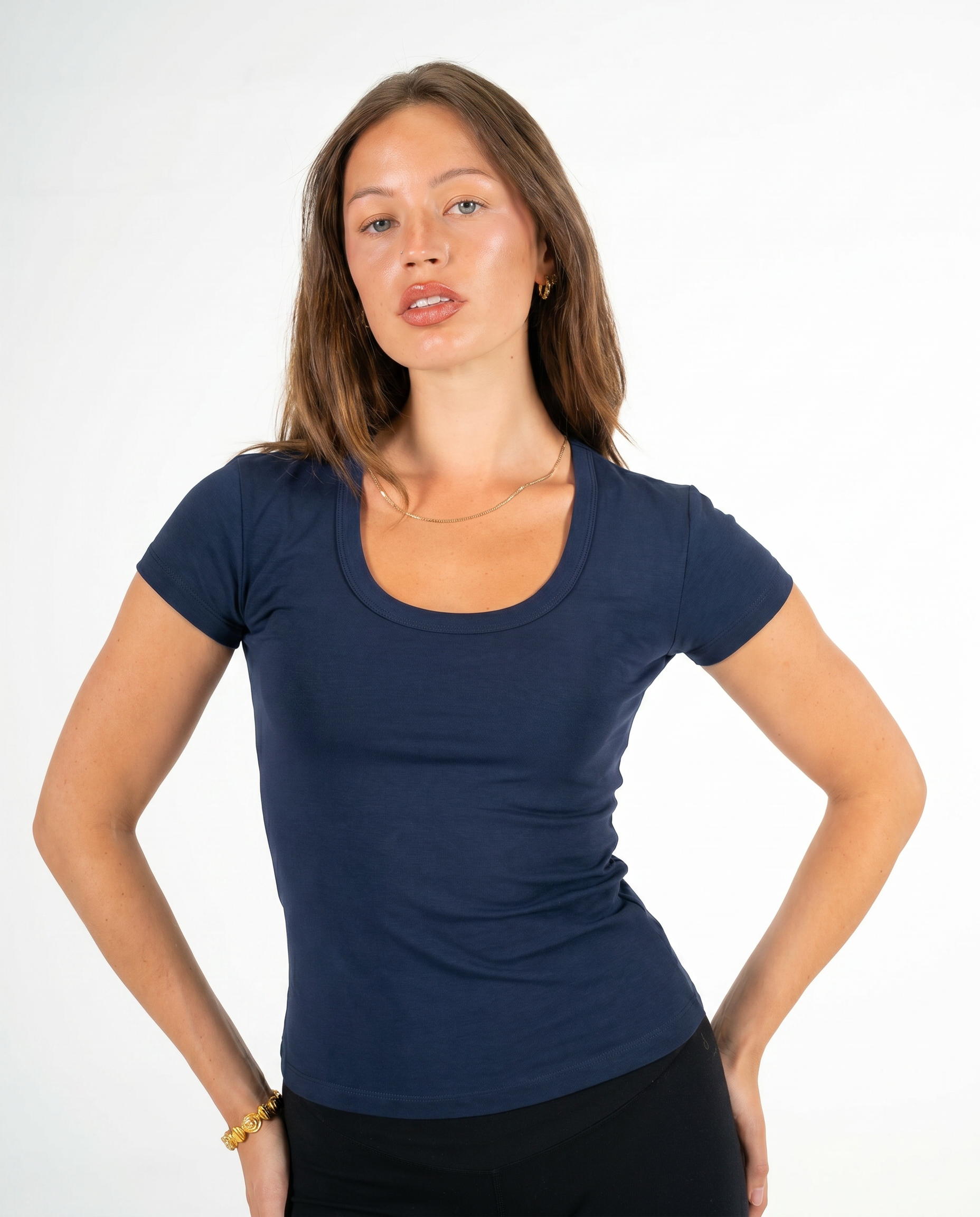 NAVY ROUND NECK TOP