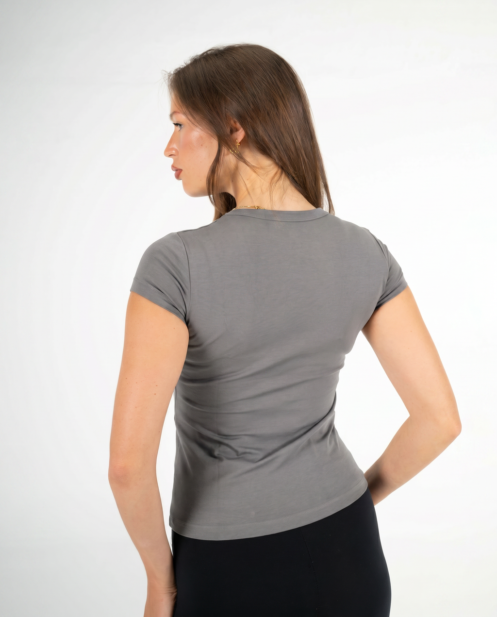 GREY ROUND NECK TOP