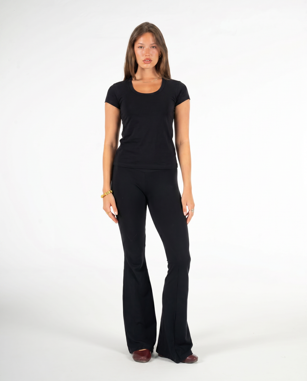 BLACK ROUND NECK TOP