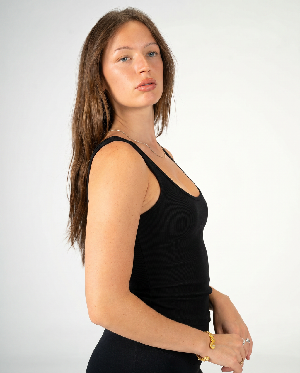BLACK THIN STRAP TOP