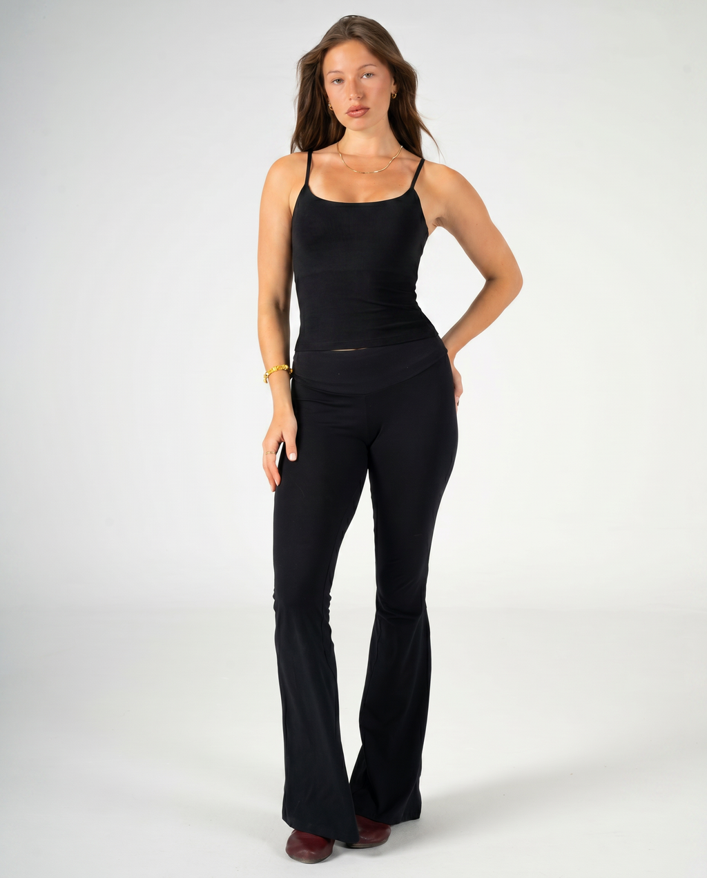 BLACK THIN STRAP TOP