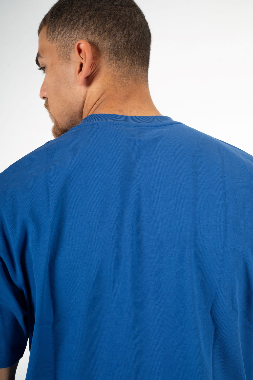 BLUE BOX FIT T-SHIRT
