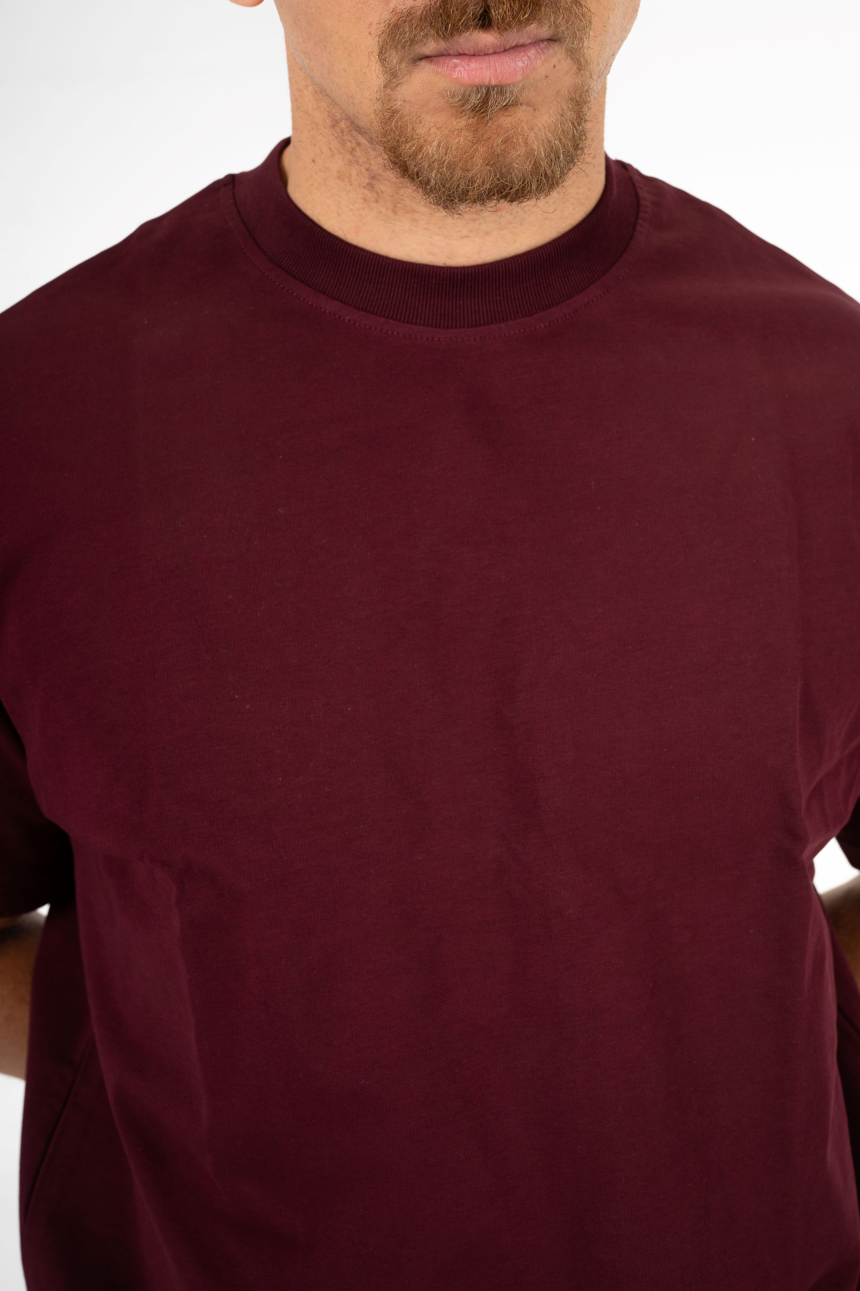 BURGUNDY BOX FIT T-SHIRT