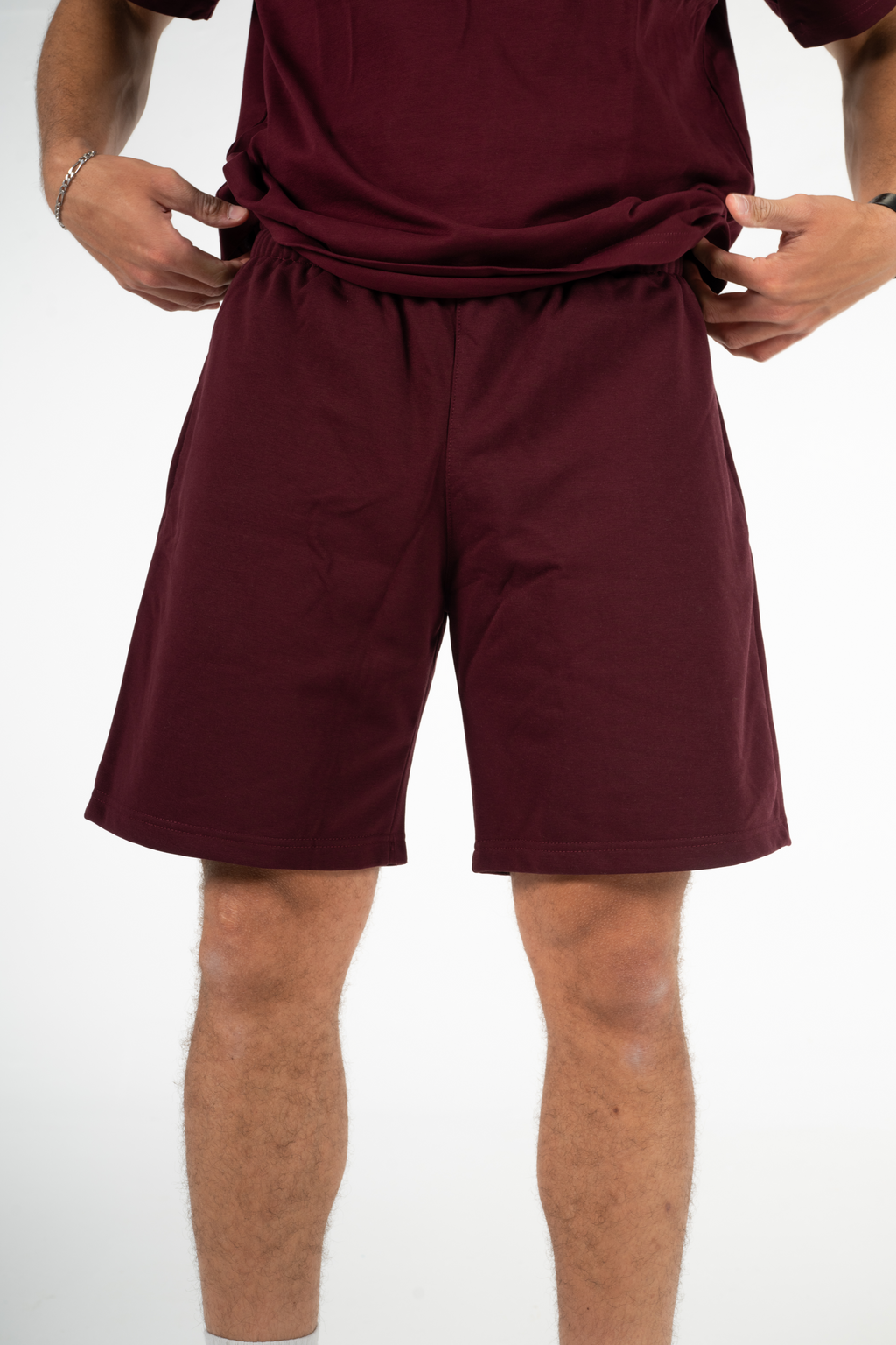 BURGUNDY SHORT
