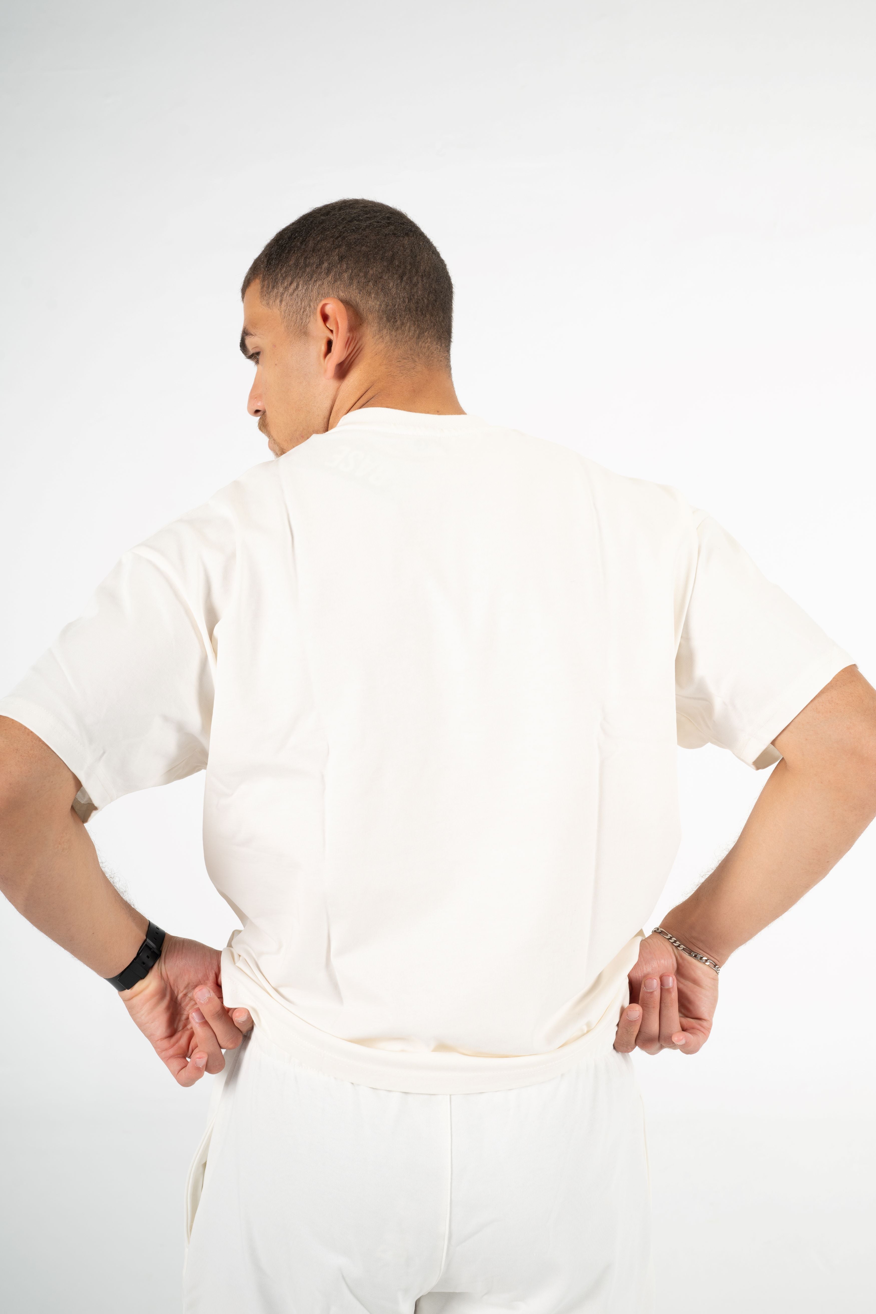 WHITE BOX FIT T-SHIRT