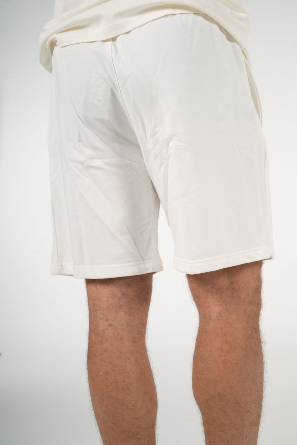 WHITE SHORT