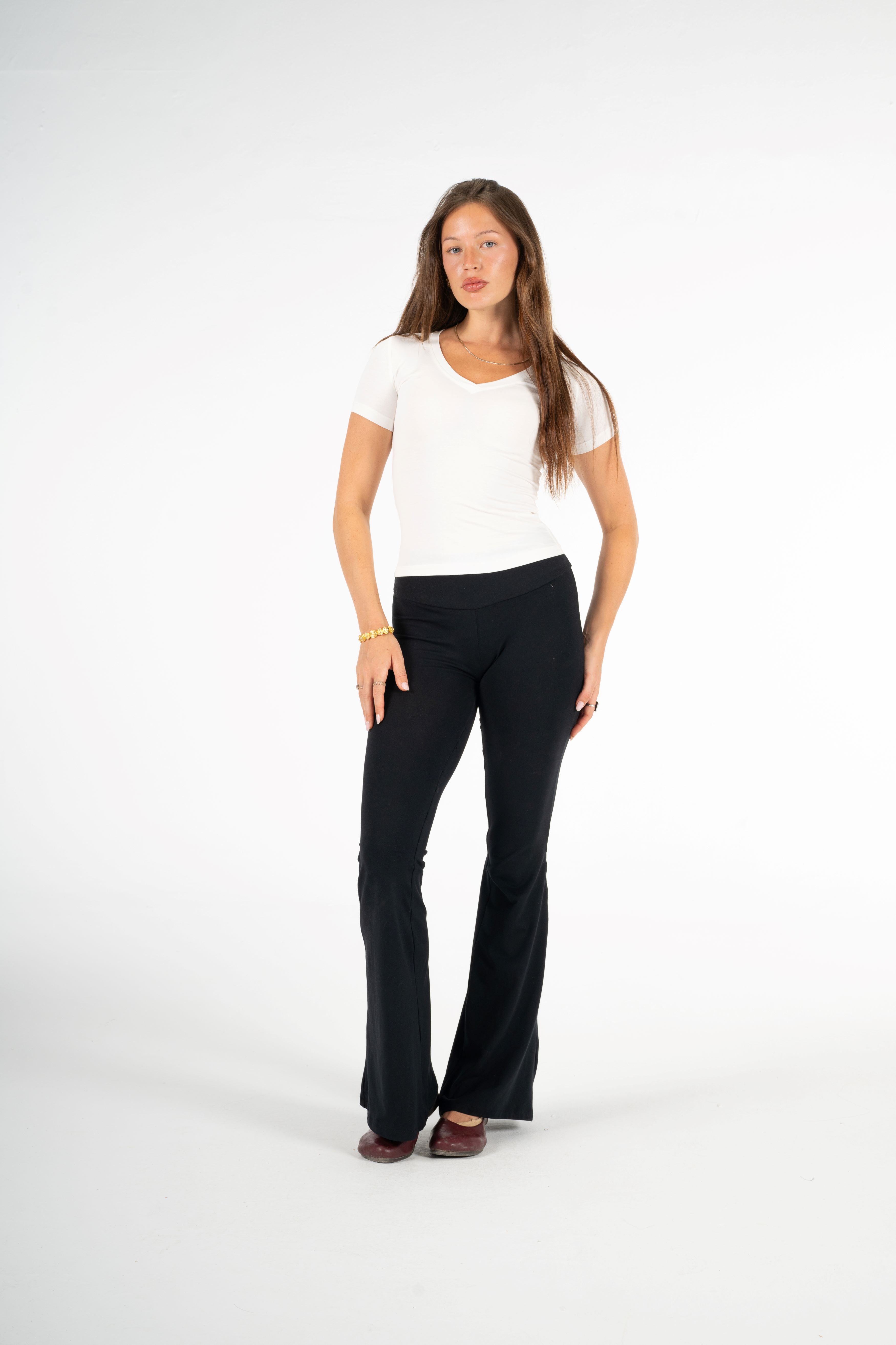 WHITE V SHAPED TOP