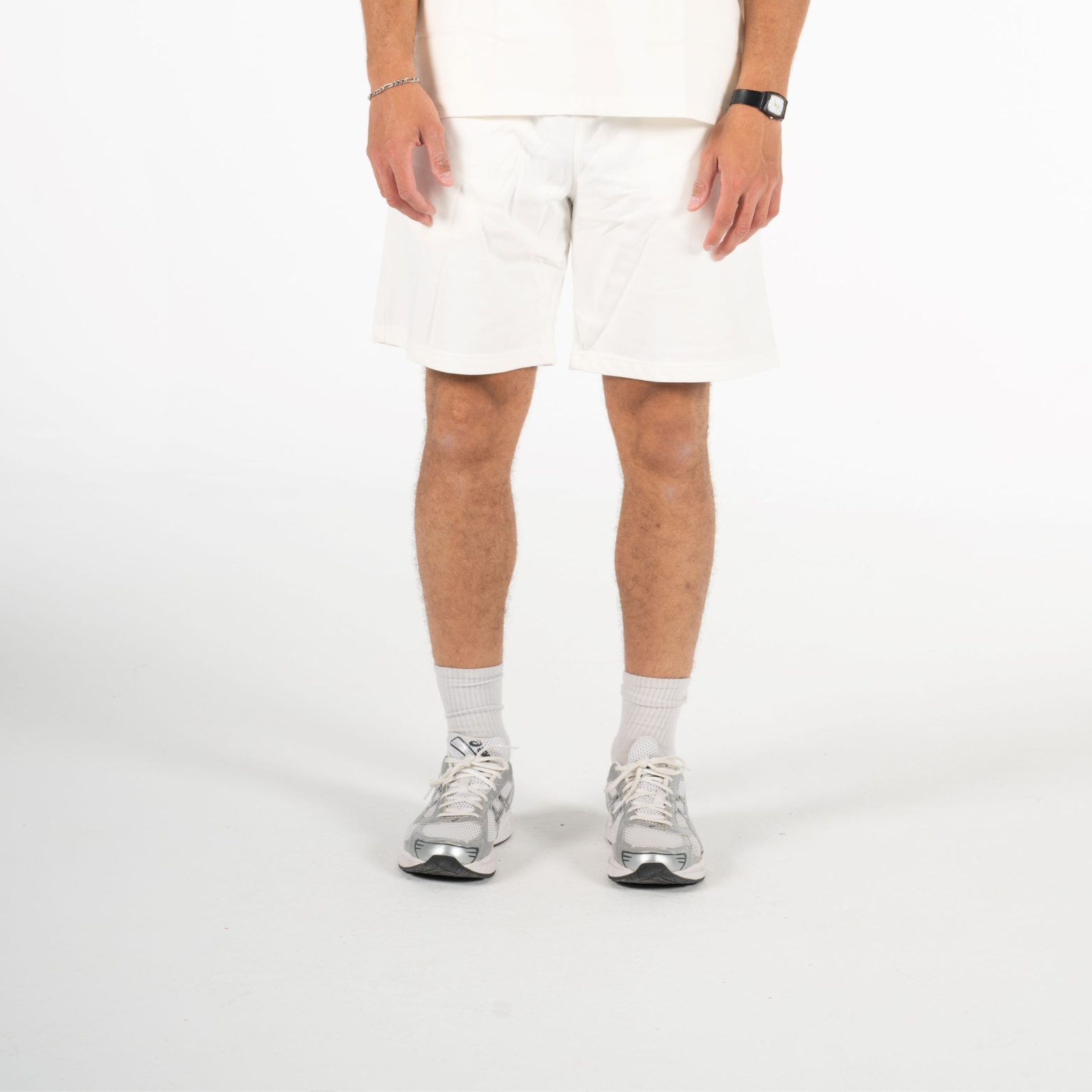 WHITE SHORT